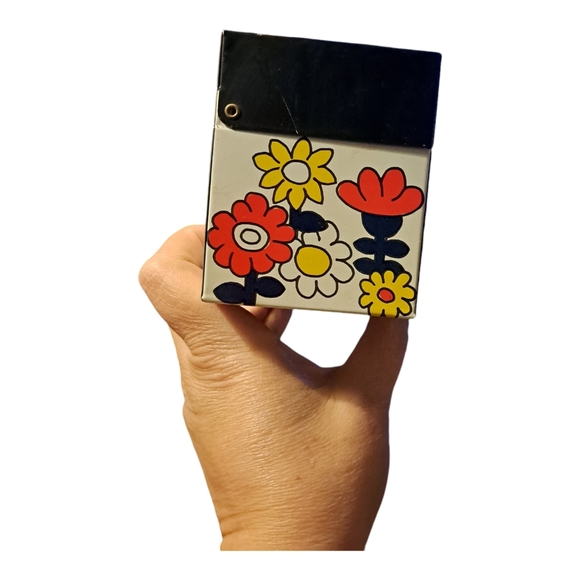 Vintage Groovy Flower Power Recipe Box - Picture 2 of 8